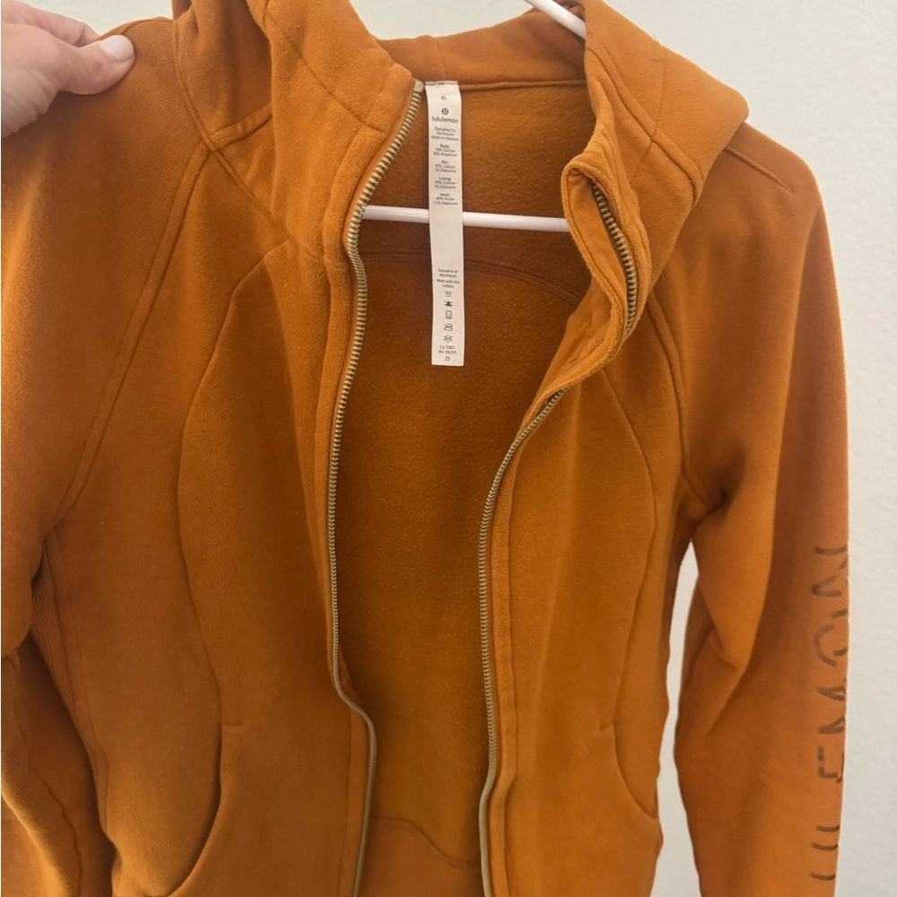 Lululemon Women's Orange Full-Zip scuba Jacket